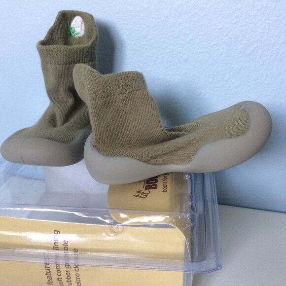 lil' Boot Barn Boots Size 4 (9-12 month) - Picture 7 of 13